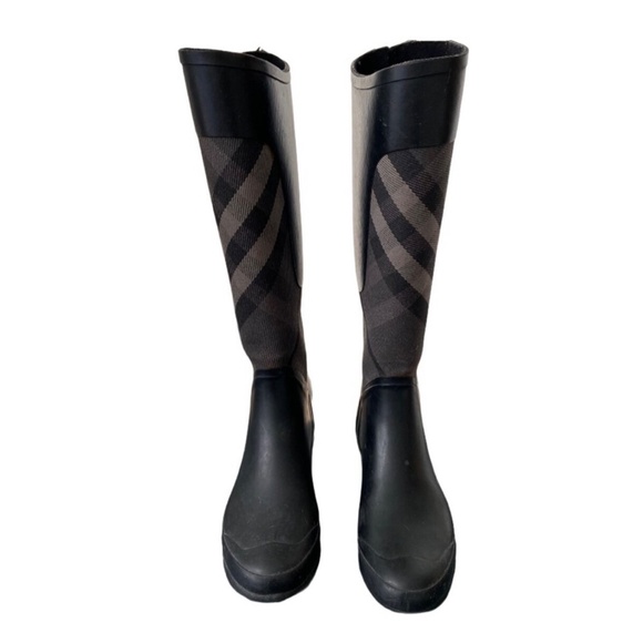 Burberry Rain Boots Size 35 - Picture 3 of 8